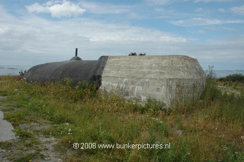 © bunkerpictures - Type Sk fire-control bunker